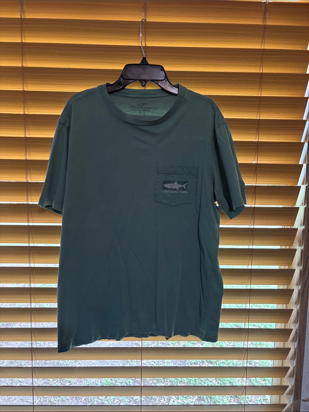 Vineyard Vines Men's Short Sleeve Pocket Tee in Forest Green